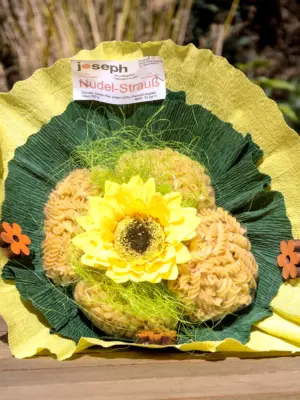 Nudelnstrauß - JOSEPH Der Geflügelhof / Delikatessnudeln